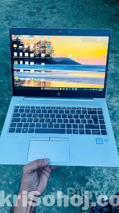 HP Elitebook 830 G8